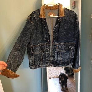 LEVI’s Denim Jacket w/ corduroy details